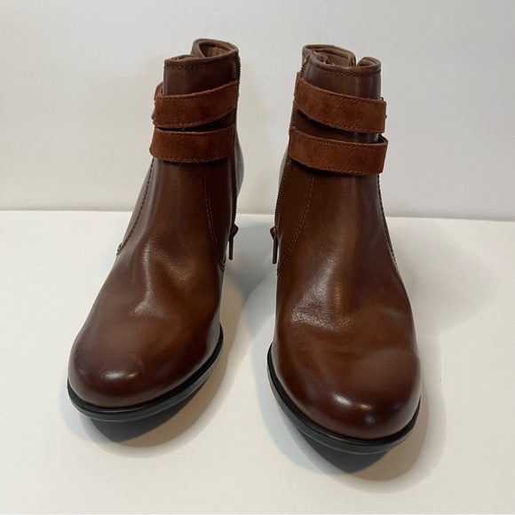 Clarks Brown Leather Women’s Diane Peake Ankle Boots Size 9 - Picture 2 of 10